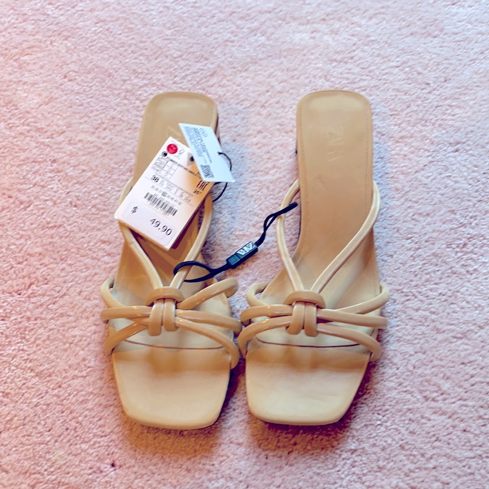 New Zara heels. They are too small for me :(